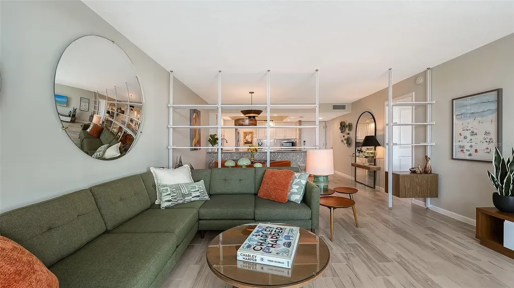 101 S Gulfstream Avenue Sarasota FL 34236