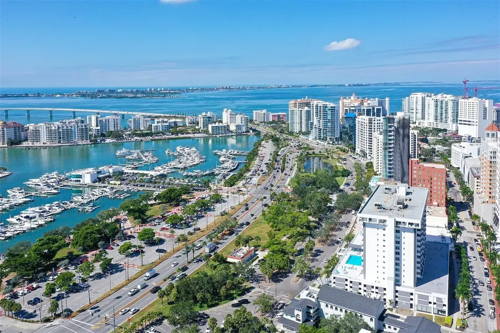 101 S Gulfstream Avenue Sarasota FL 34236