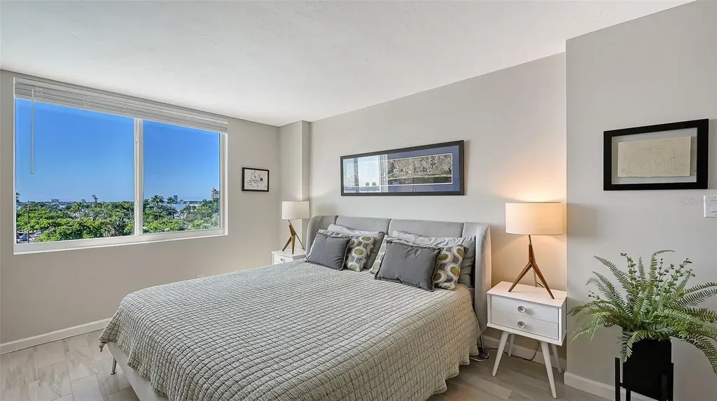 101 S Gulfstream Avenue Sarasota FL 34236