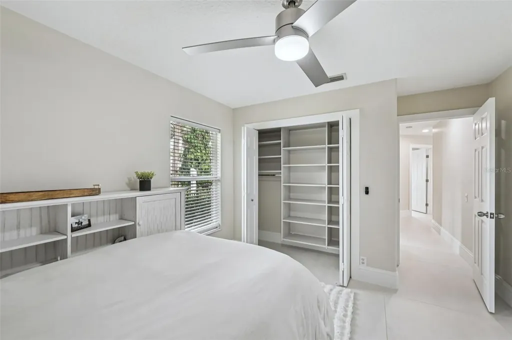 4611 Shark Drive Bradenton FL 34208