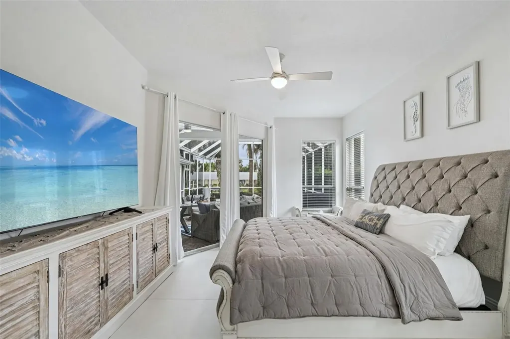 4611 Shark Drive Bradenton FL 34208
