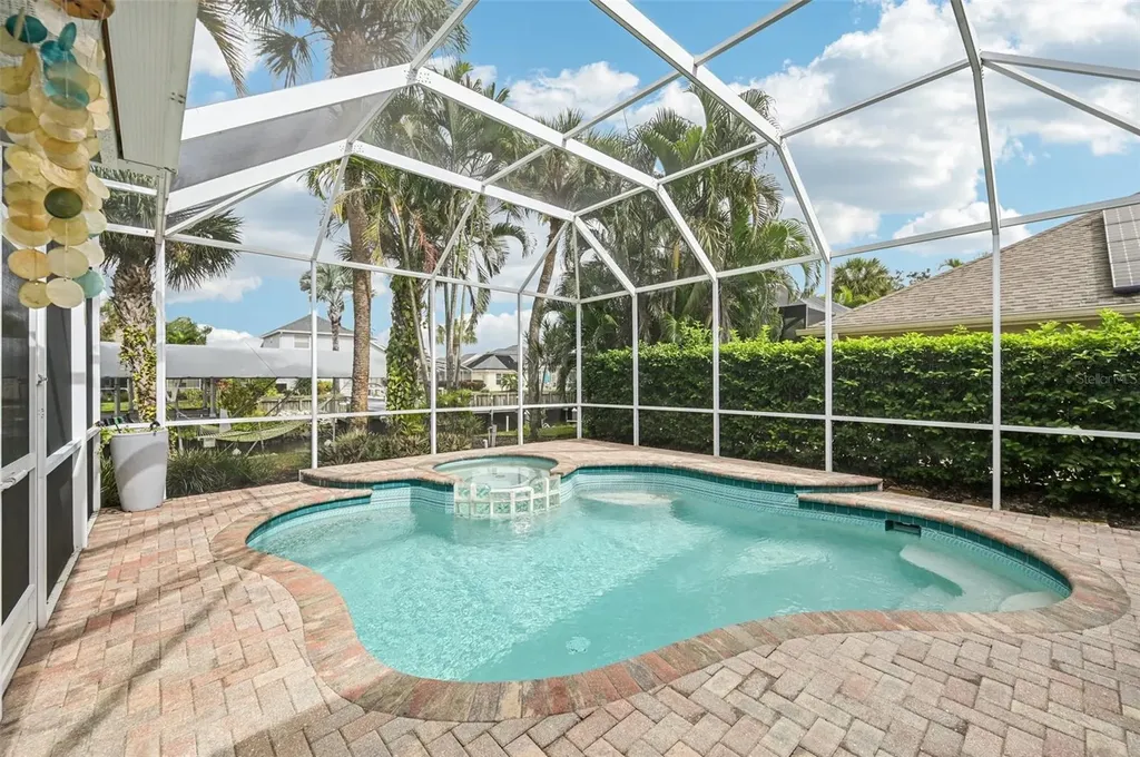 4611 Shark Drive Bradenton FL 34208
