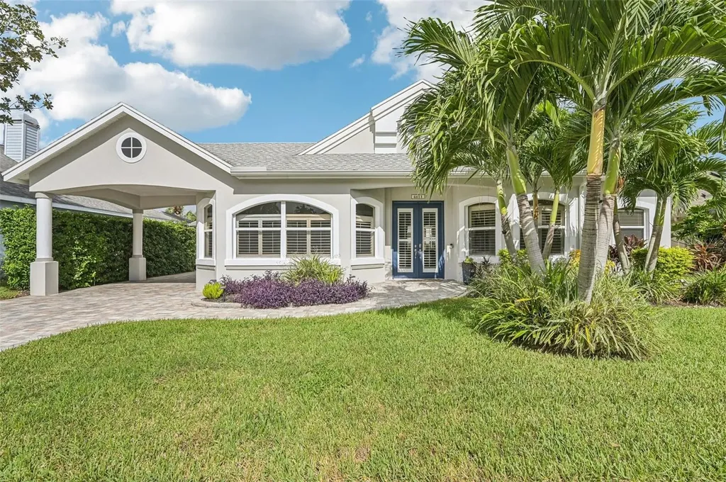 4611 Shark Drive Bradenton FL 34208