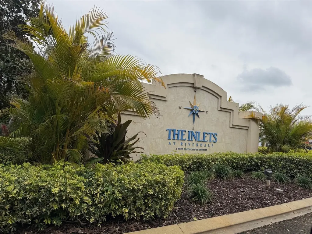 4611 Shark Drive Bradenton FL 34208
