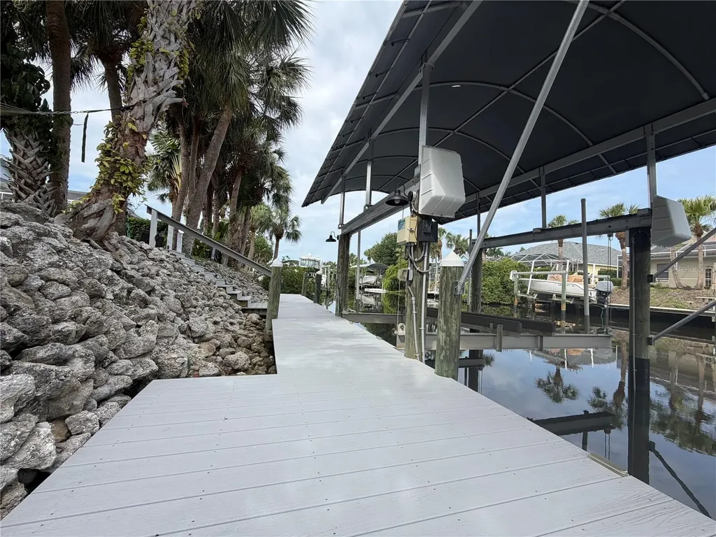4611 Shark Drive Bradenton FL 34208