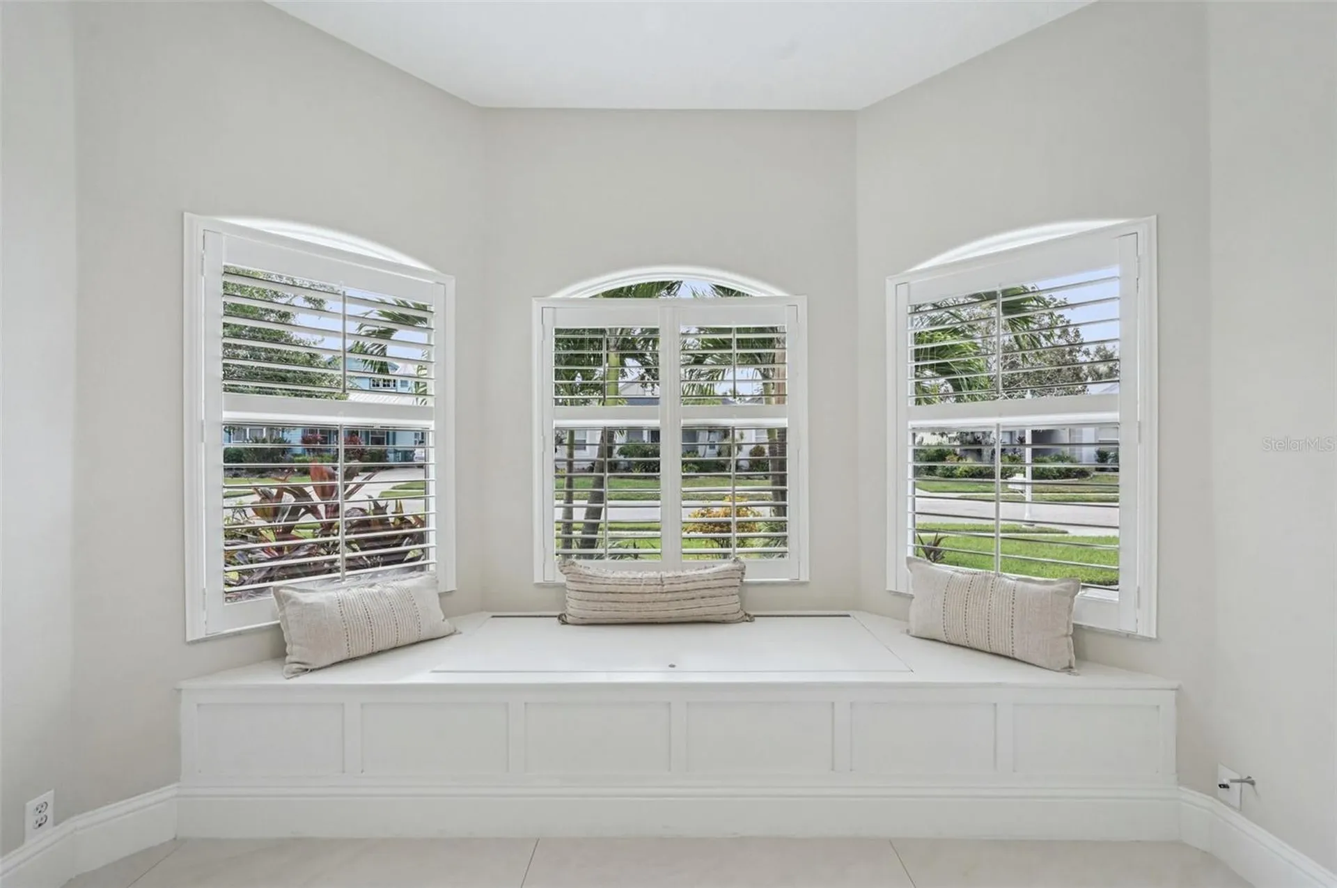 4611 Shark Drive Bradenton FL 34208