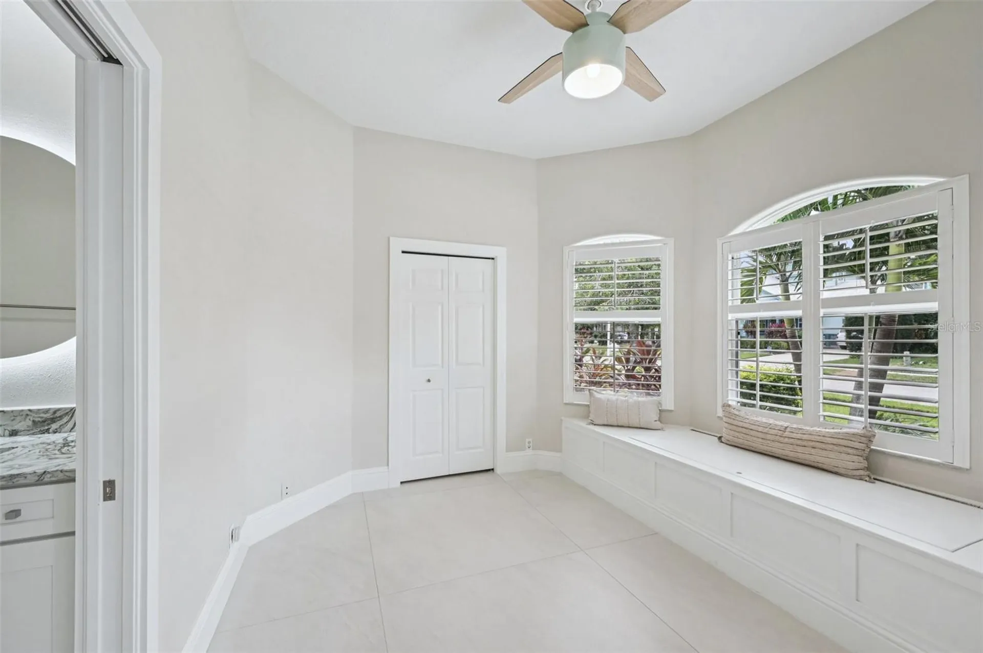 4611 Shark Drive Bradenton FL 34208