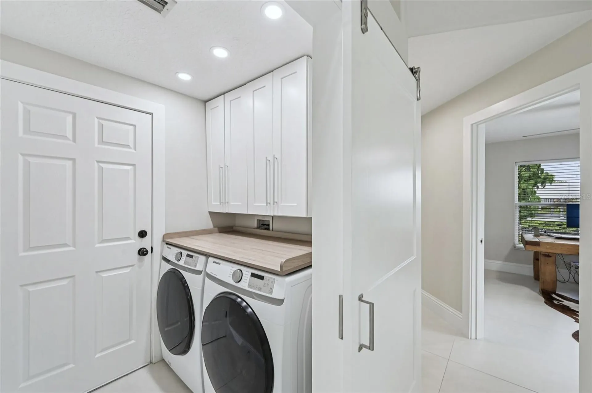 4611 Shark Drive Bradenton FL 34208