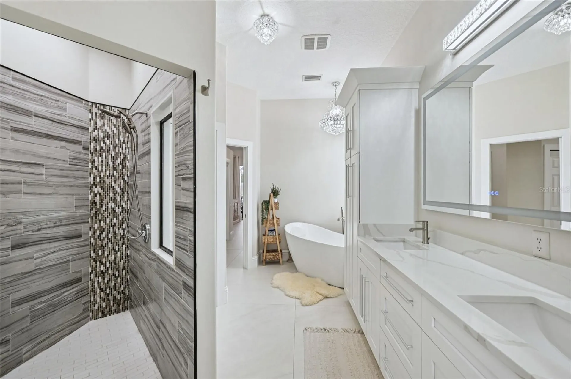 4611 Shark Drive Bradenton FL 34208