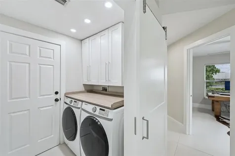 4611 Shark Drive Bradenton FL 34208