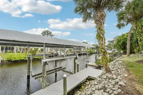 4611 Shark Drive Bradenton FL 34208