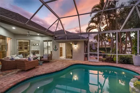 4611 Shark Drive Bradenton FL 34208