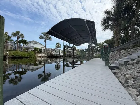 4611 Shark Drive Bradenton FL 34208