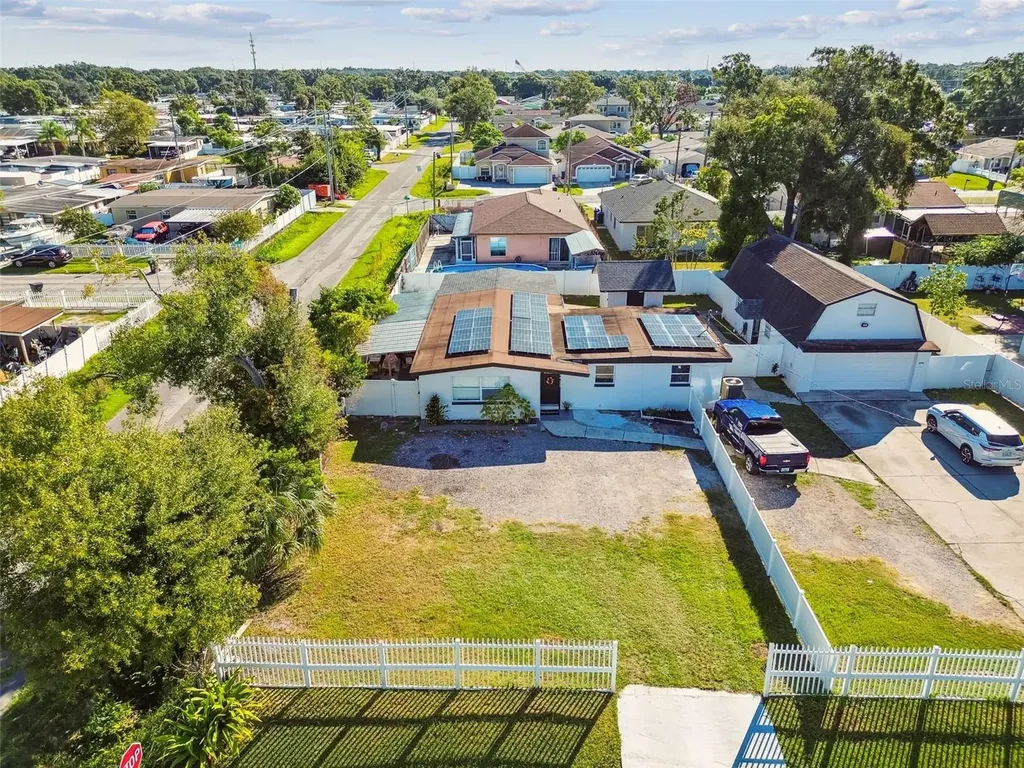 5825 N Thatcher Avenue Tampa FL 33614