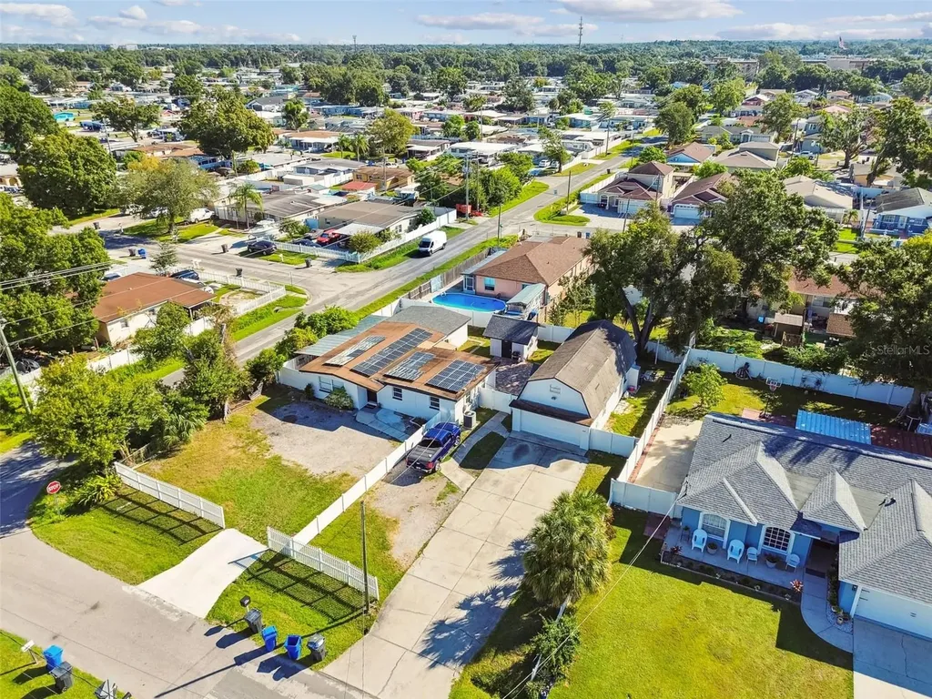 5825 N Thatcher Avenue Tampa FL 33614