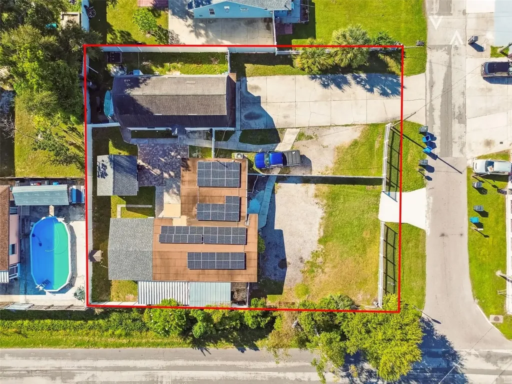 5825 N Thatcher Avenue Tampa FL 33614