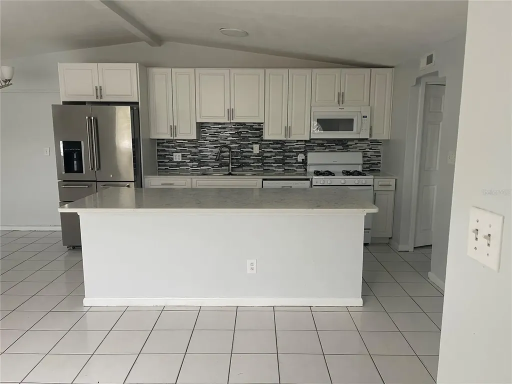 5825 N Thatcher Avenue Tampa FL 33614