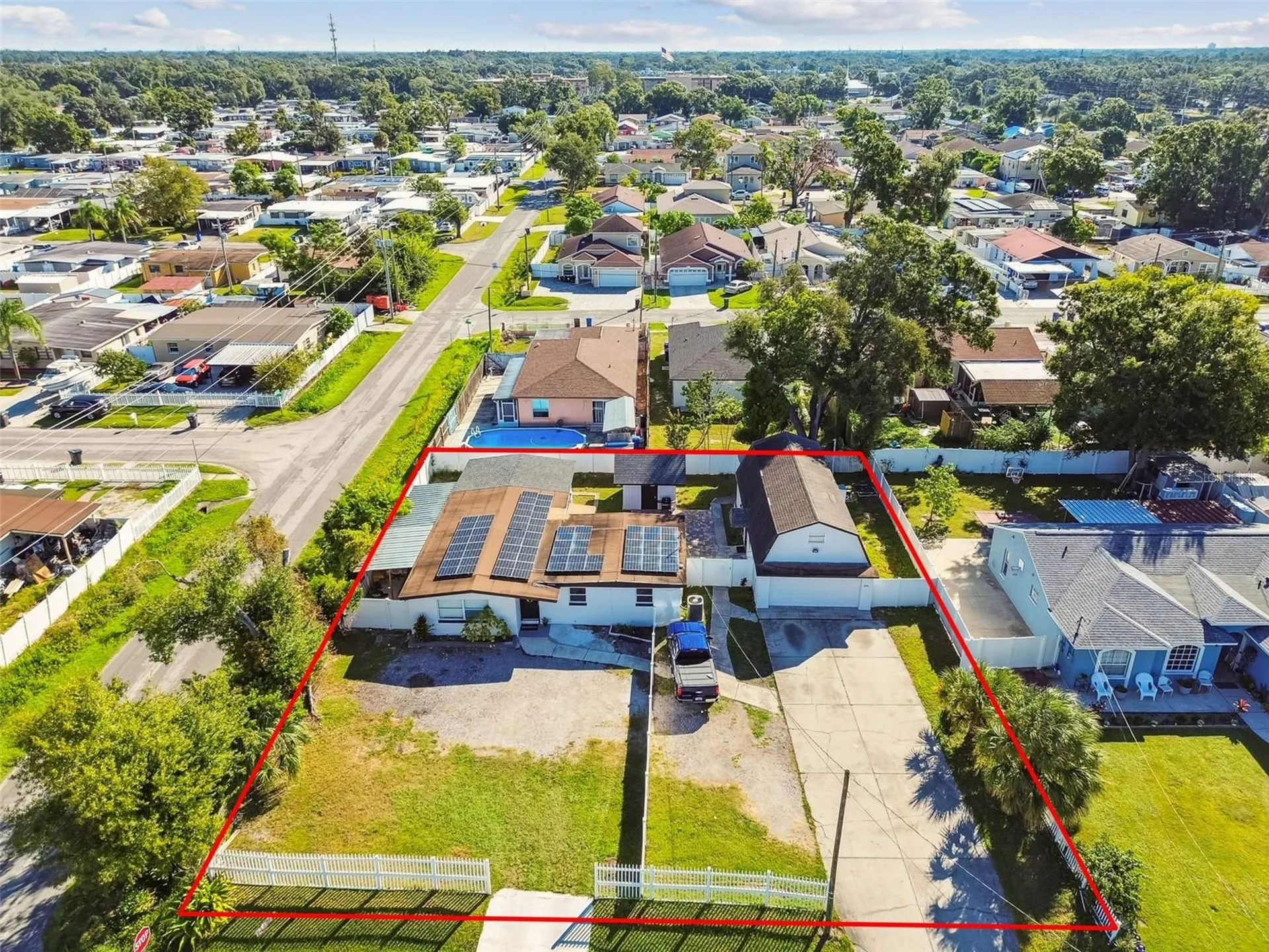 5825 N Thatcher Avenue Tampa FL 33614