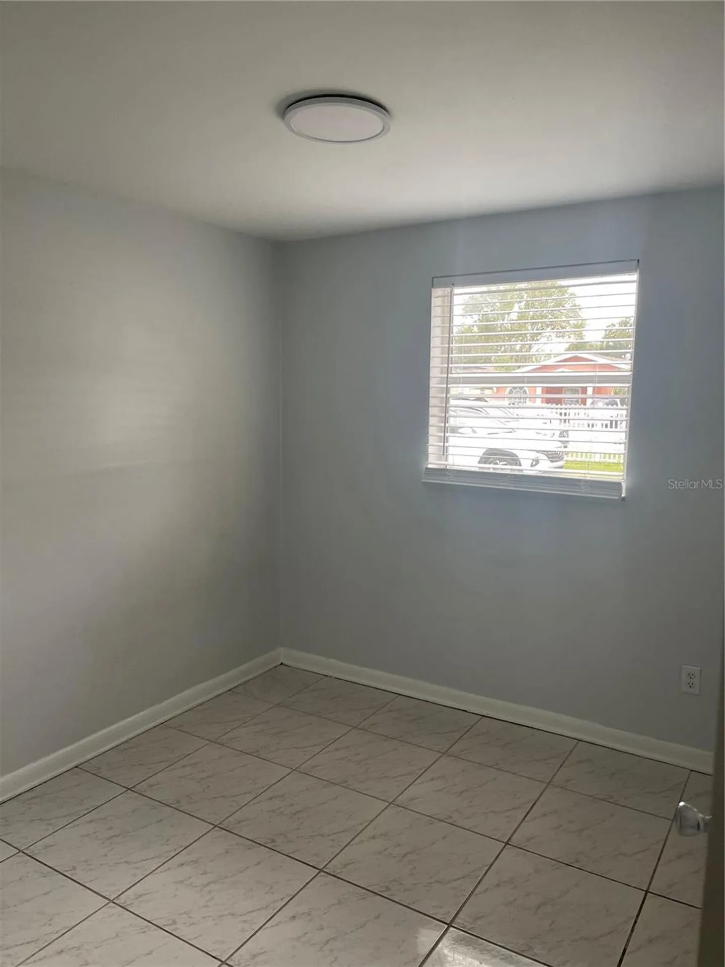 5825 N Thatcher Avenue Tampa FL 33614