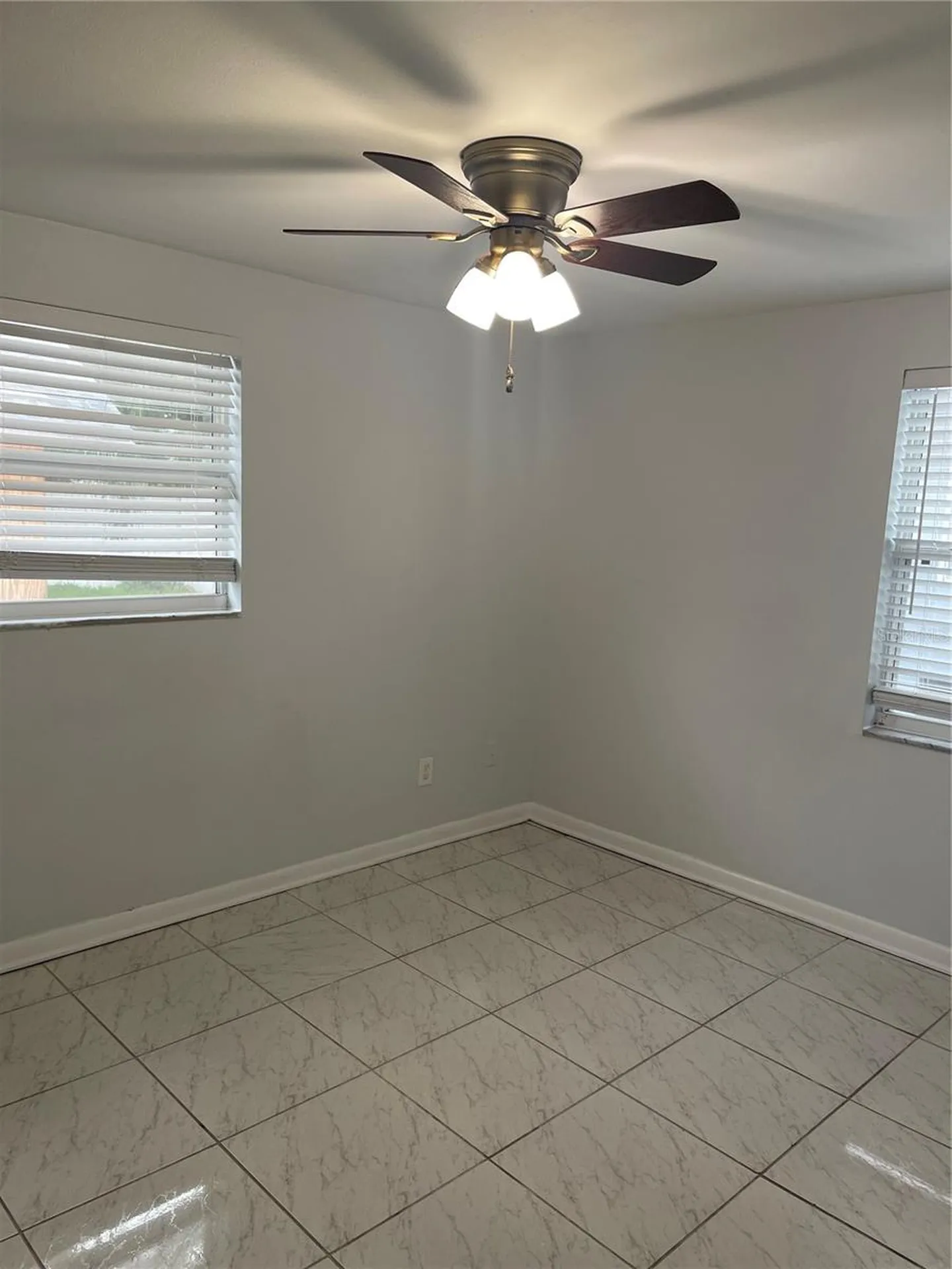 5825 N Thatcher Avenue Tampa FL 33614