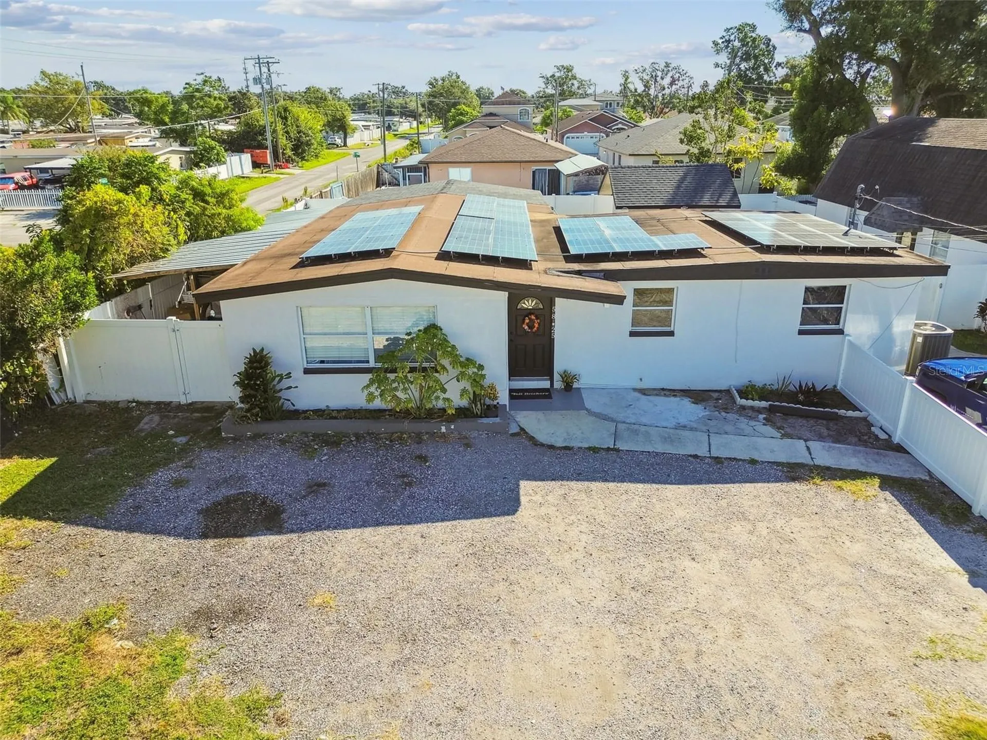 5825 N Thatcher Avenue Tampa FL 33614