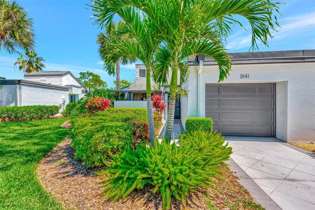 3141 Heatherwood Lane Sarasota FL 34235