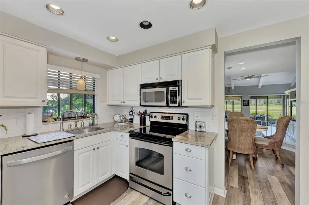 3141 Heatherwood Lane Sarasota FL 34235