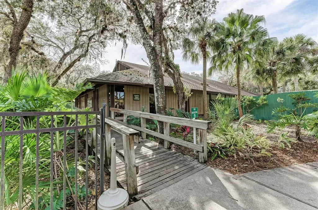 3141 Heatherwood Lane Sarasota FL 34235
