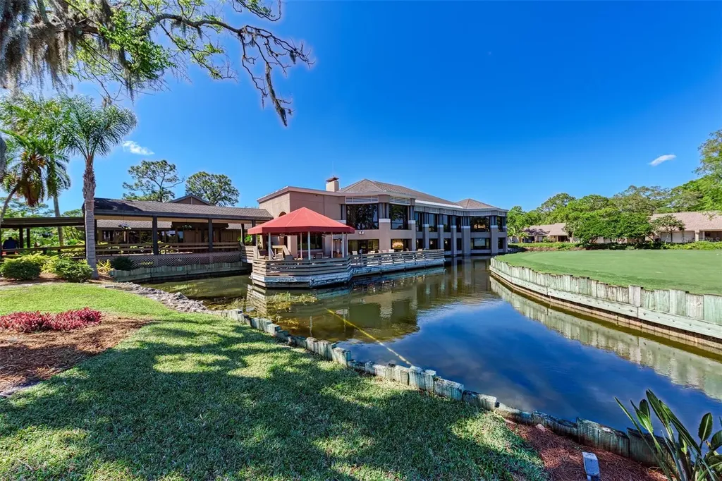 3141 Heatherwood Lane Sarasota FL 34235