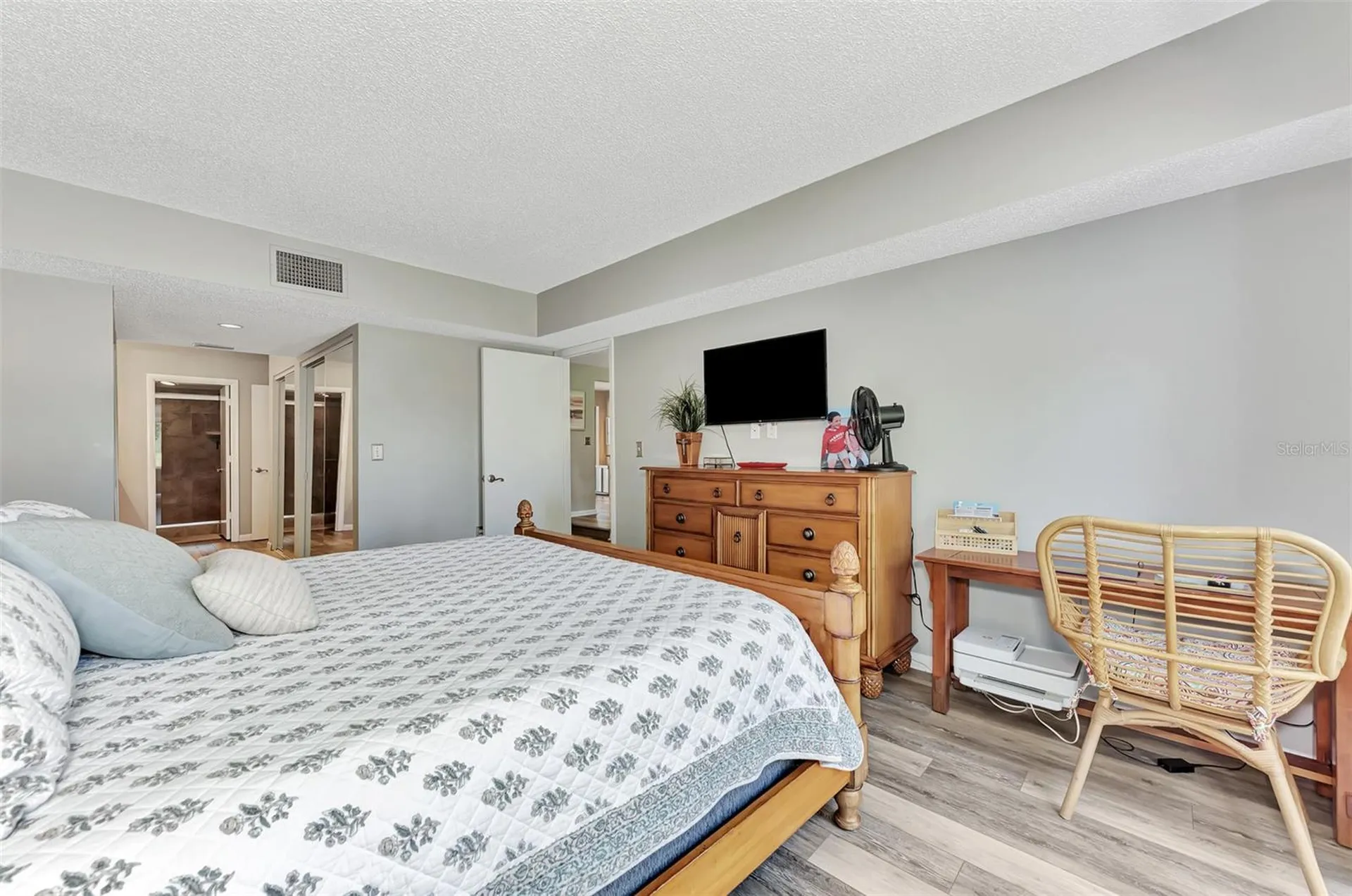 3141 Heatherwood Lane Sarasota FL 34235