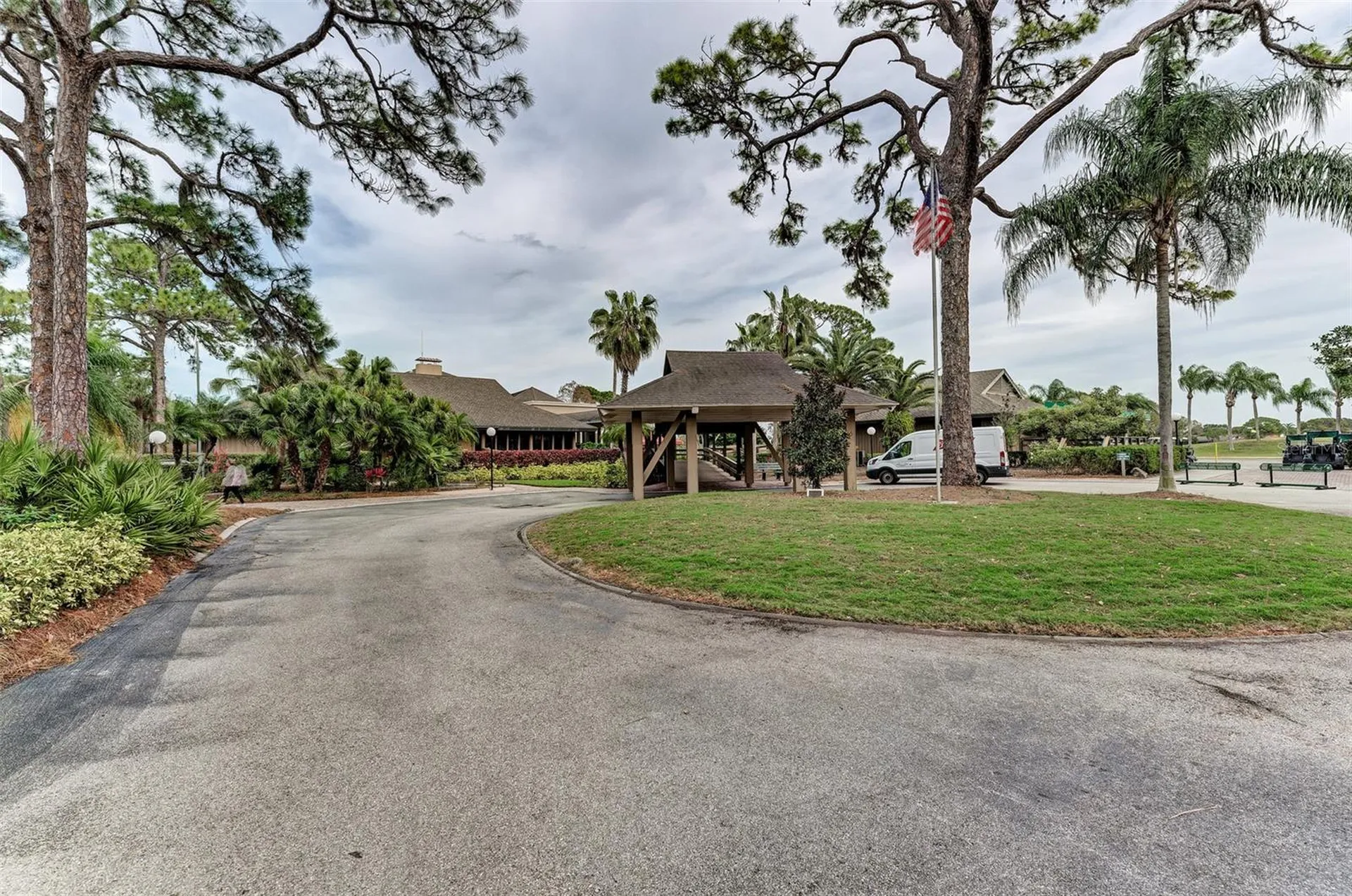 3141 Heatherwood Lane Sarasota FL 34235