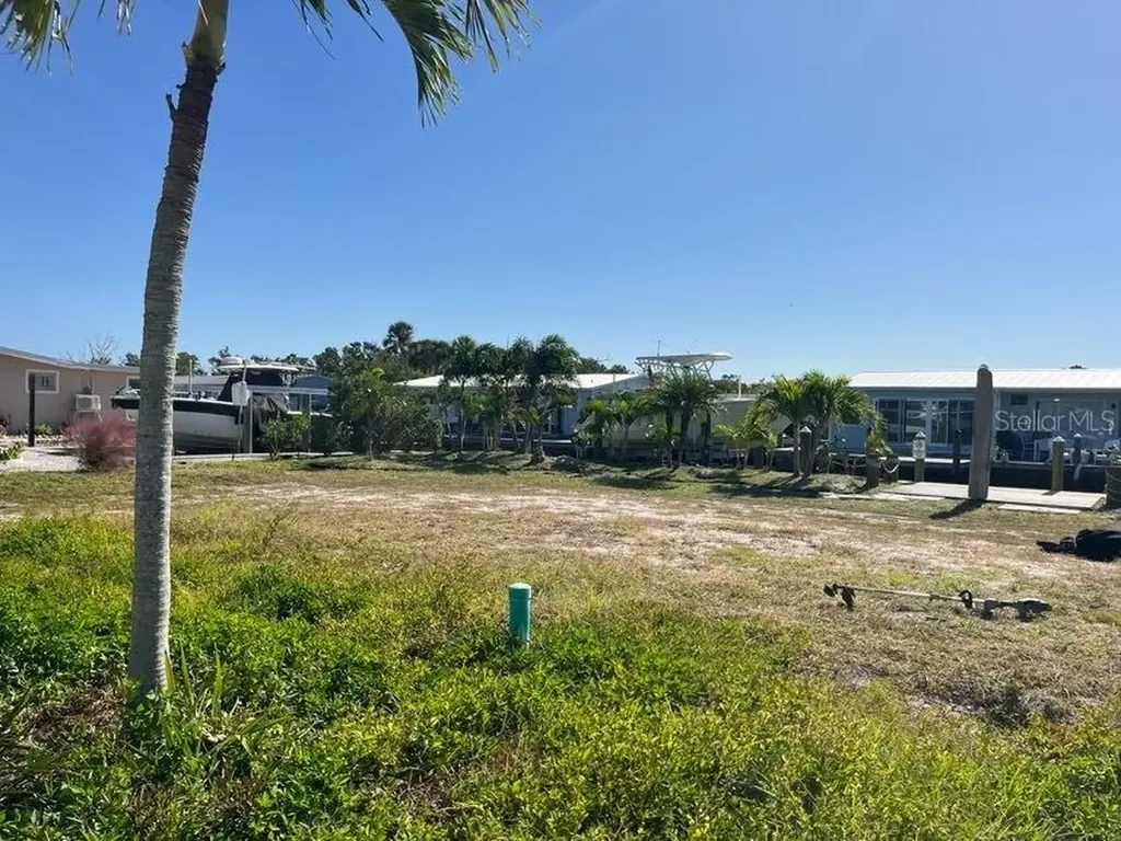 766 Saint Judes Drive N Longboat Key FL 34228