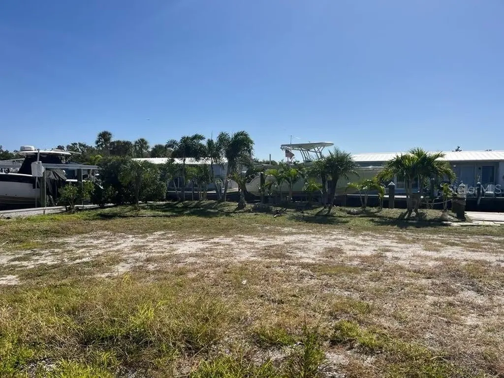 766 Saint Judes Drive N Longboat Key FL 34228