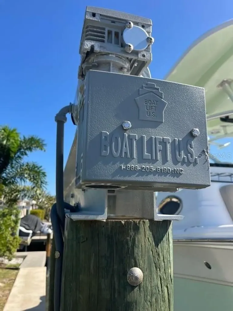 766 Saint Judes Drive N Longboat Key FL 34228