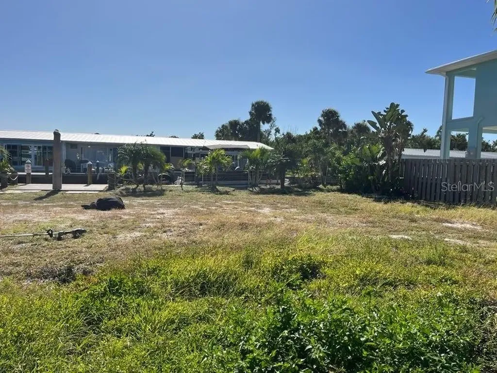 766 Saint Judes Drive N Longboat Key FL 34228
