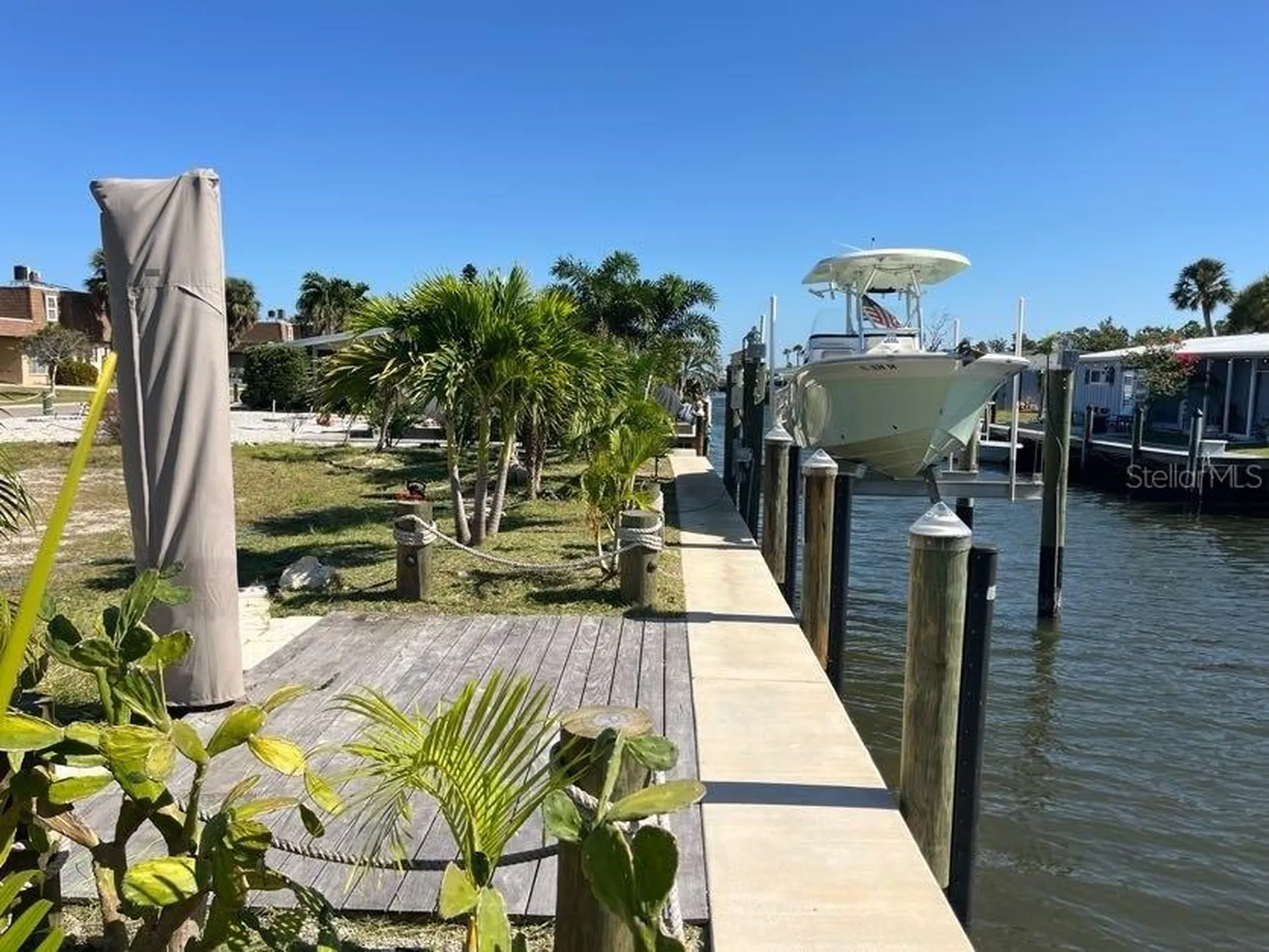 766 Saint Judes Drive N Longboat Key FL 34228