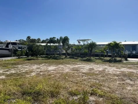 766 Saint Judes Drive N Longboat Key FL 34228