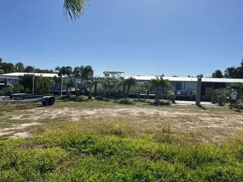766 Saint Judes Drive N Longboat Key FL 34228