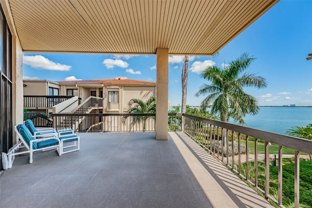 6322 Palma Del Mar Boulevard S St Petersburg FL 33715