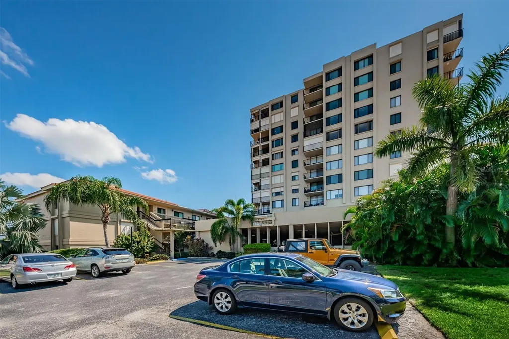 6322 Palma Del Mar Boulevard S St Petersburg FL 33715