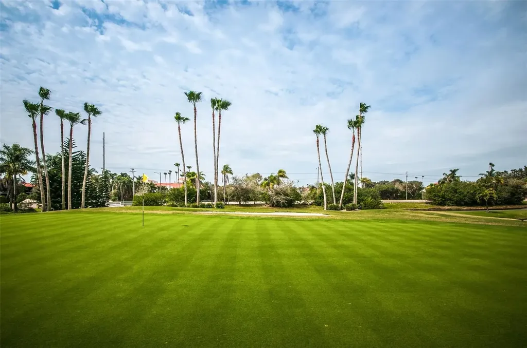 6322 Palma Del Mar Boulevard S St Petersburg FL 33715