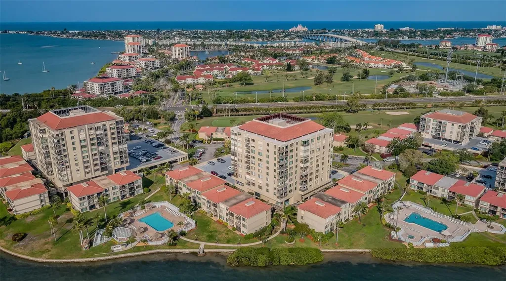 6322 Palma Del Mar Boulevard S St Petersburg FL 33715