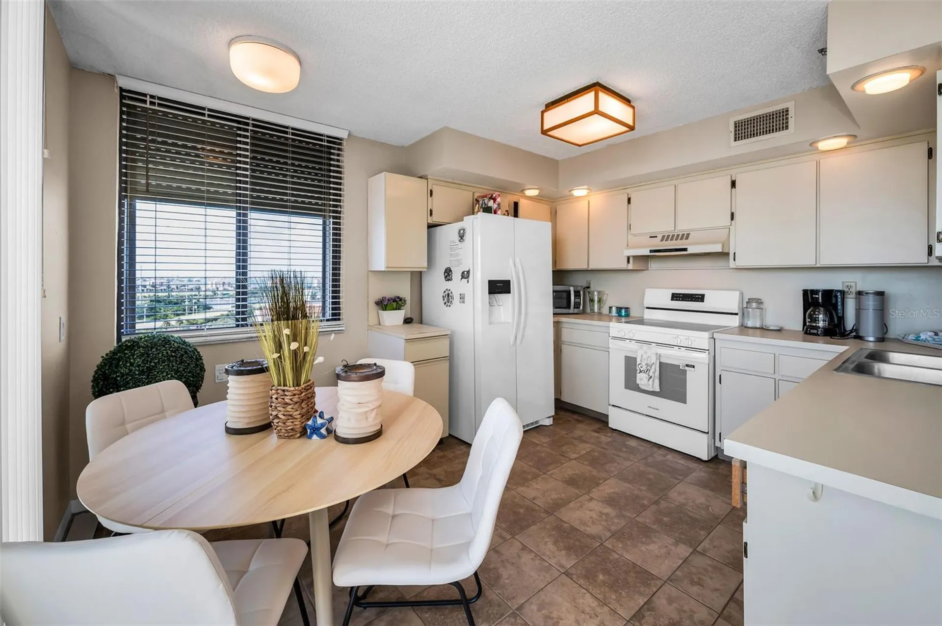 6322 Palma Del Mar Boulevard S St Petersburg FL 33715
