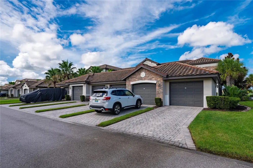 5517 Palmer Circle Bradenton FL 34211