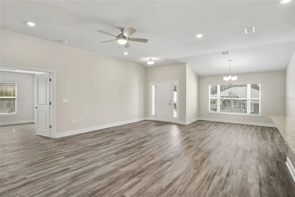 7013 Remington Oaks Loop Lakeland FL 33810