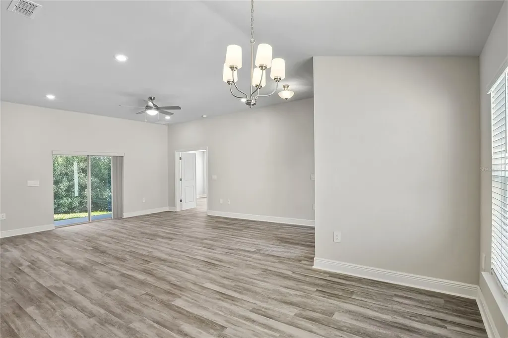 7013 Remington Oaks Loop Lakeland FL 33810