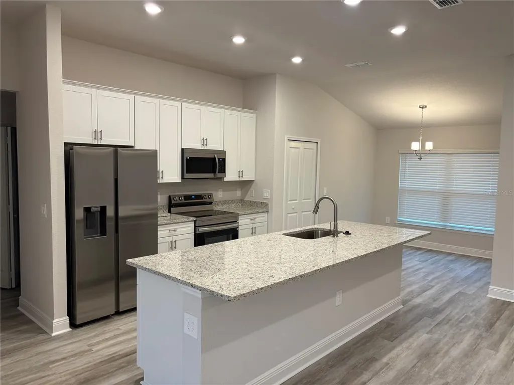 7013 Remington Oaks Loop Lakeland FL 33810