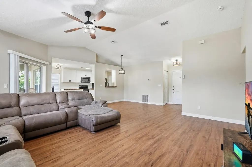 36 Kankakee Trail Palm Coast FL 32164