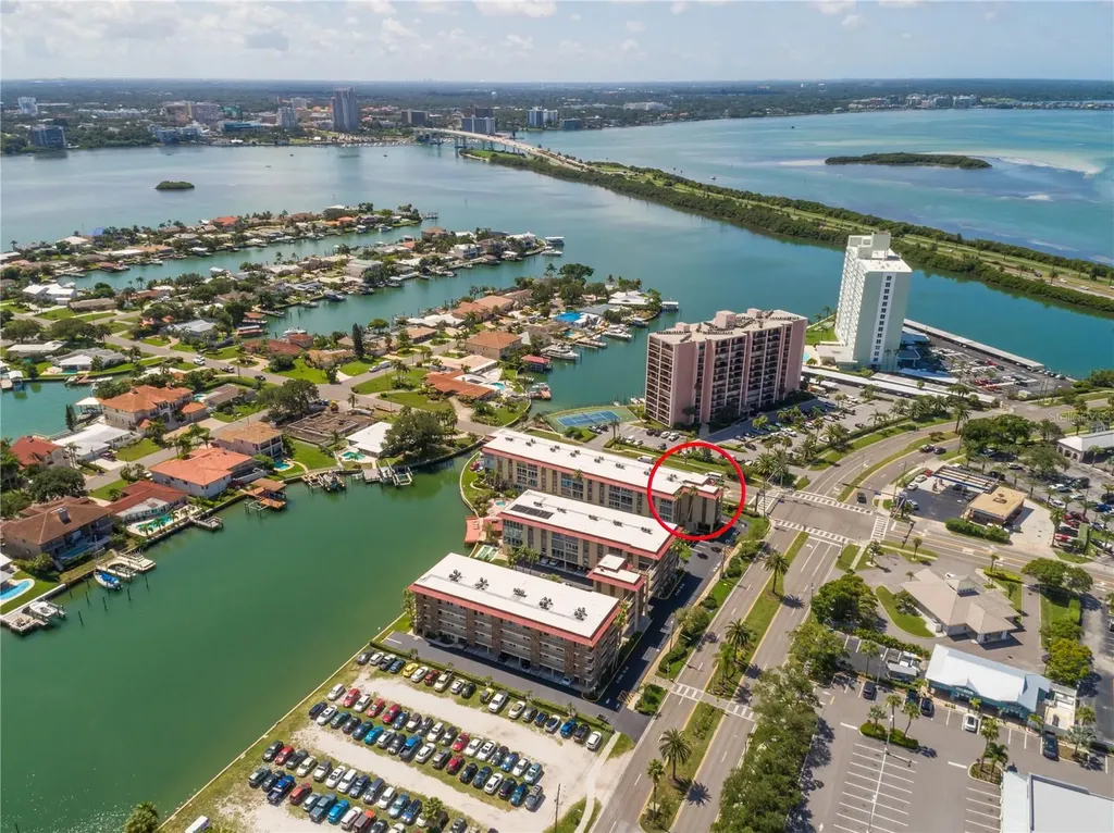 105 Island Way Clearwater Beach FL 33767