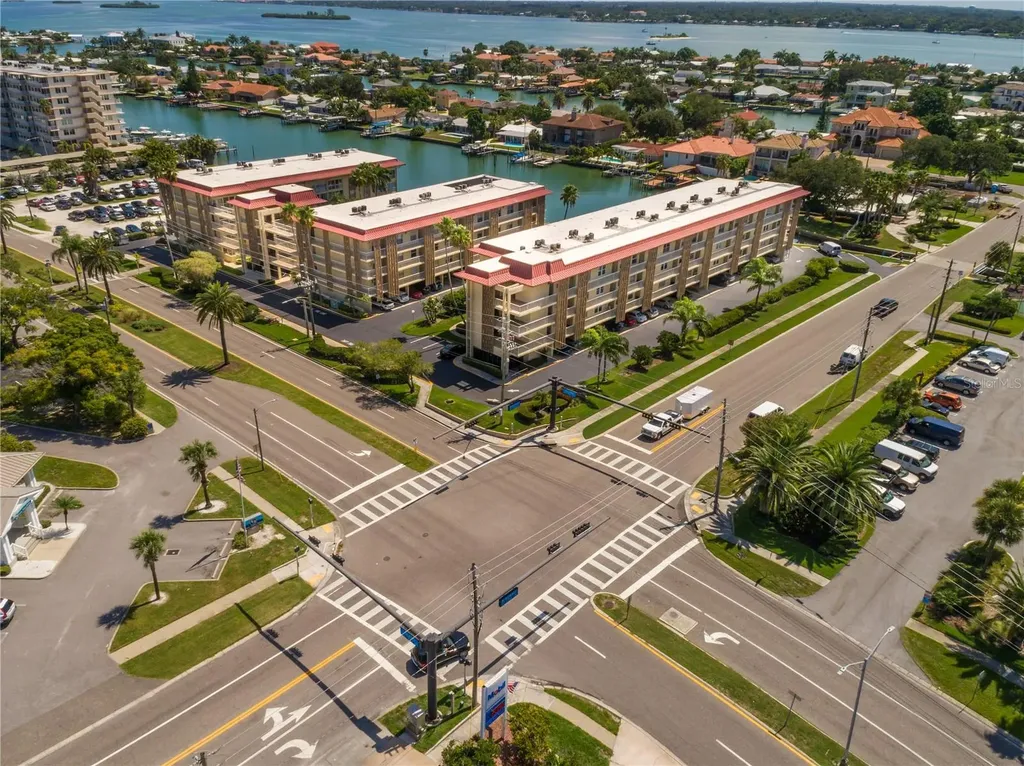 105 Island Way Clearwater Beach FL 33767